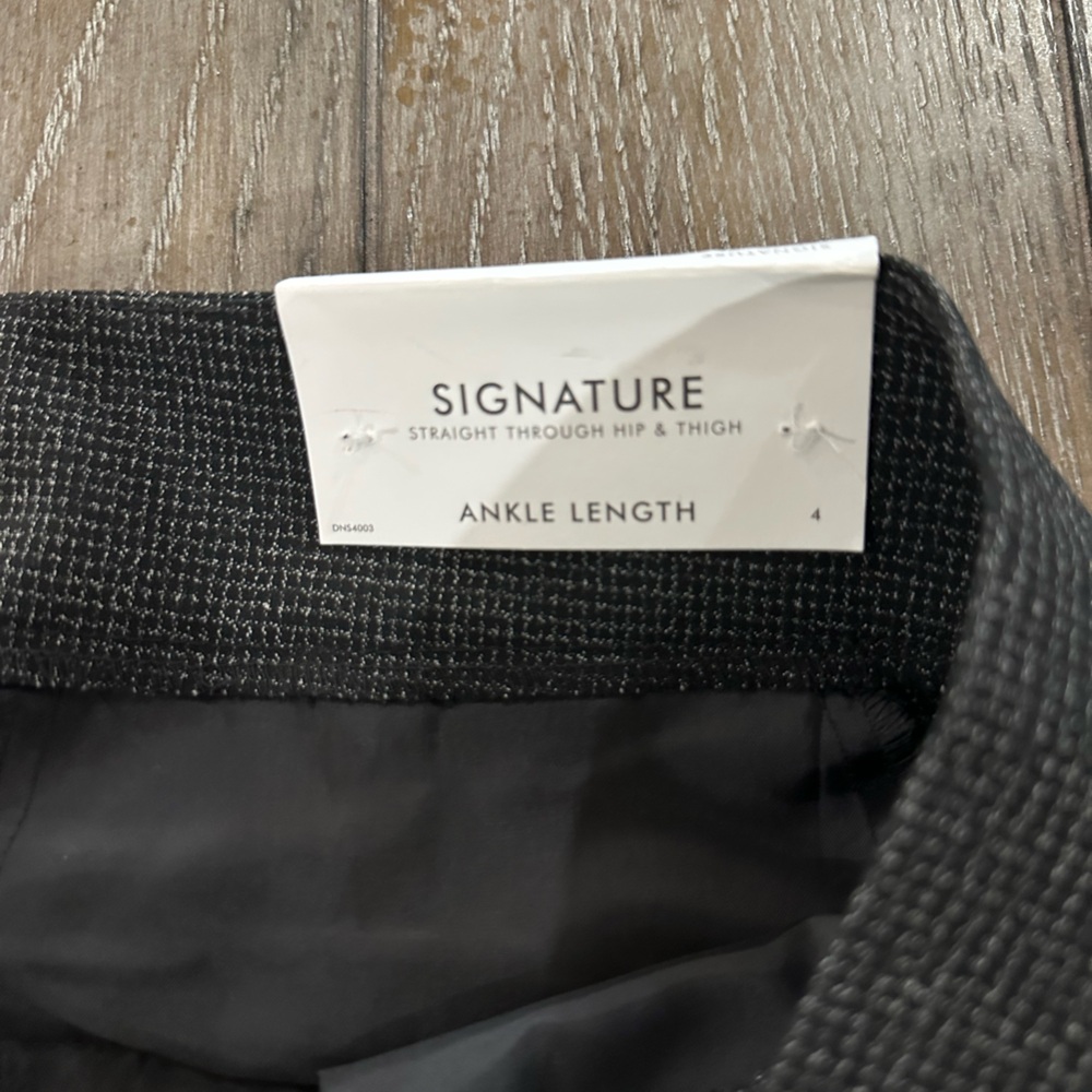 Ann Taylor Charcoal Straight Leg Pants - Picture 5 of 12